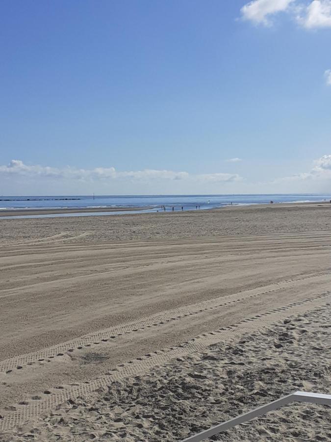 Appartement Avec Vue Superbe Sur La Mer Dunkirk ภายนอก รูปภาพ